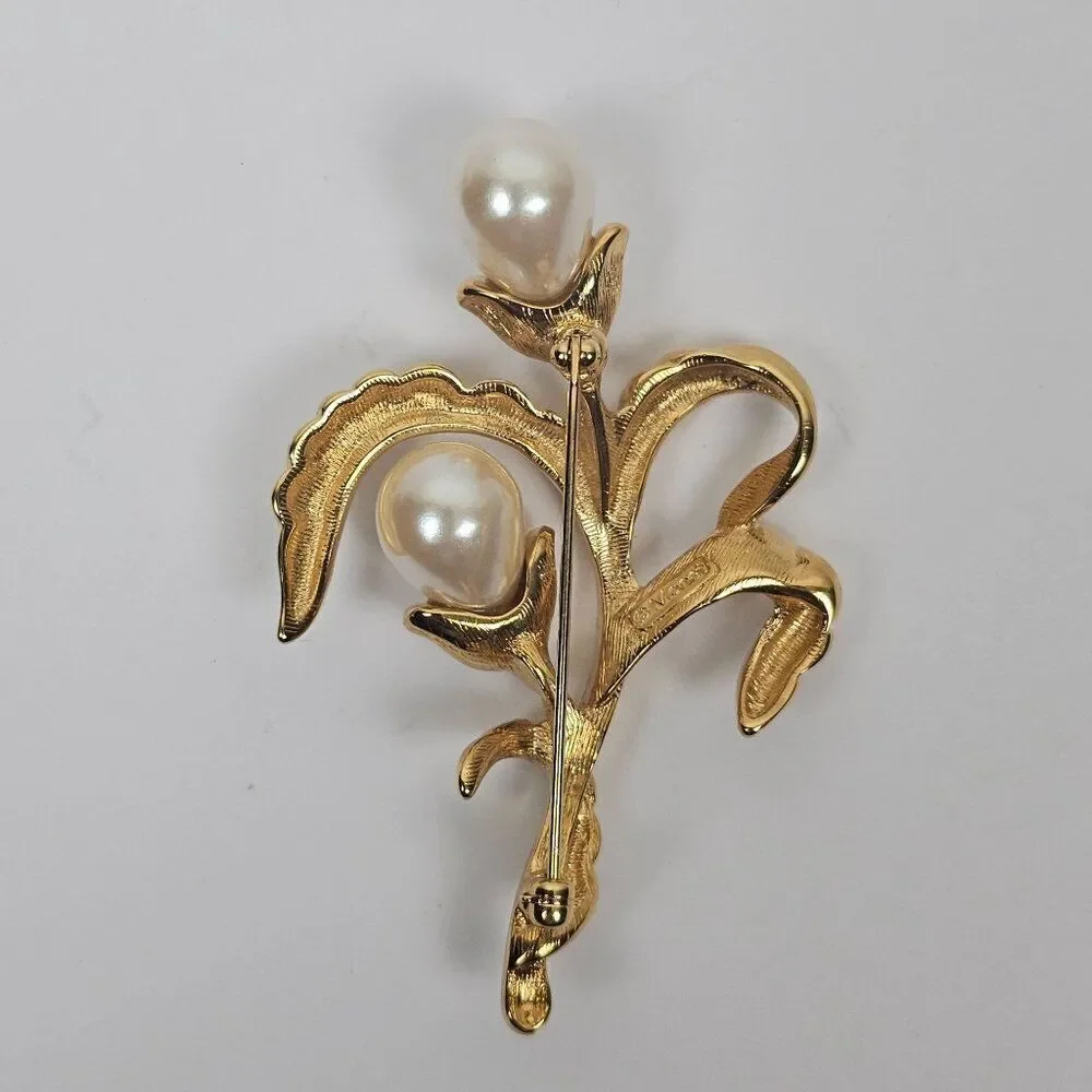 Vtg Monet Gold Tone Faux Pearl Crystal Rhinestone Brooch Flower Floral Statement
